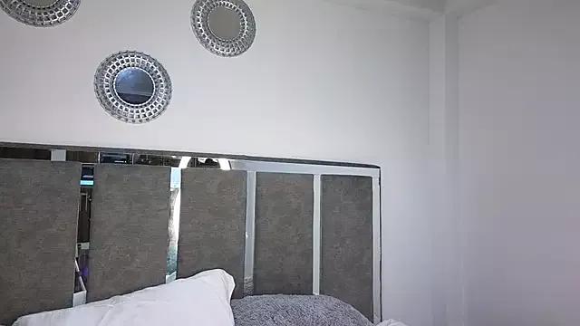 Littledoll1_ from StripChat