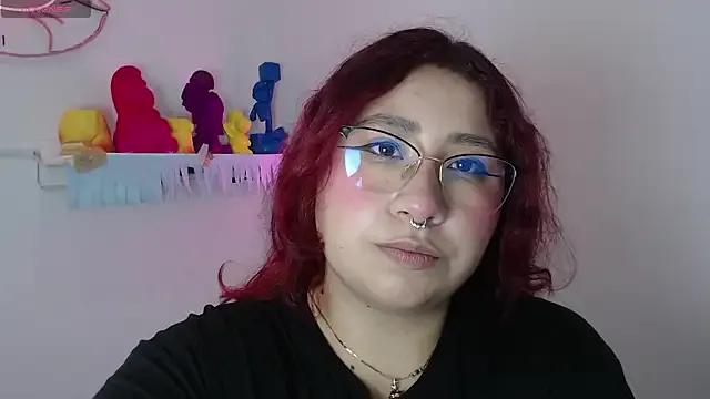 littlee_red from StripChat is Freechat