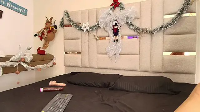 LittlePeach_ from StripChat is Freechat