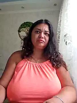 littleRikka from StripChat is Freechat