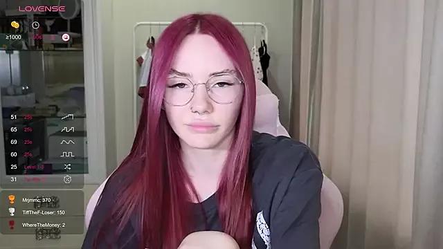 Try girls webcam shows. Sweet cute Free Performers.