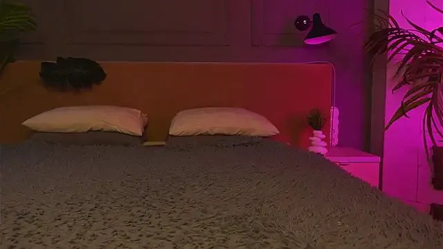 Freechat Liv_Fay on StripChat