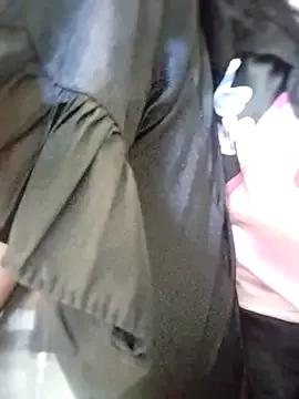 LiveModell from StripChat is Freechat