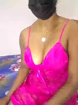 Liyoni_24 model from StripChat