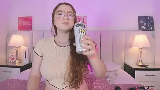 Freechat lizy_portman on StripChat