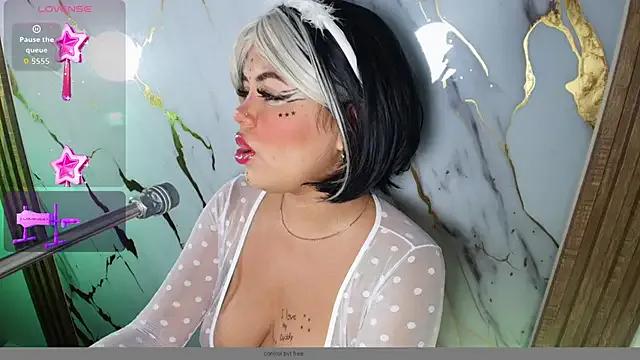 Lizz_Tender from StripChat