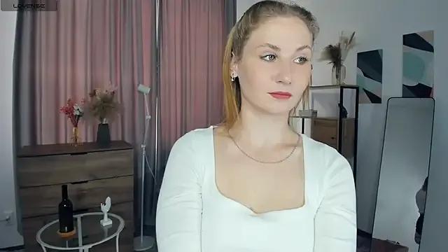 LoganHoague from StripChat is Freechat