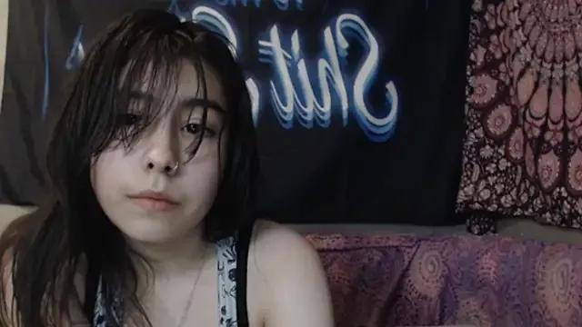 London_Ray from StripChat is Freechat