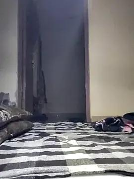 Love_bitsss from StripChat is Freechat