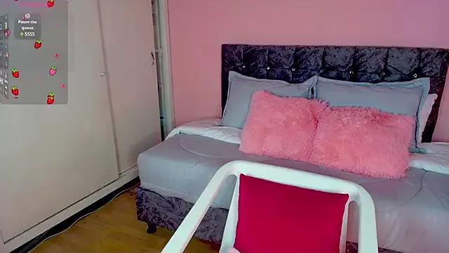 Try girls webcam shows. Sweet cute Free Performers.