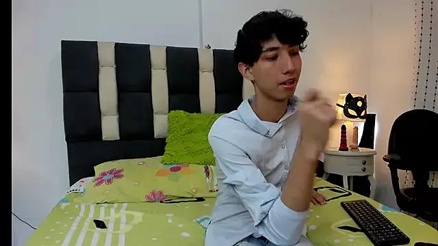 Try girls webcam shows. Sweet cute Free Performers.