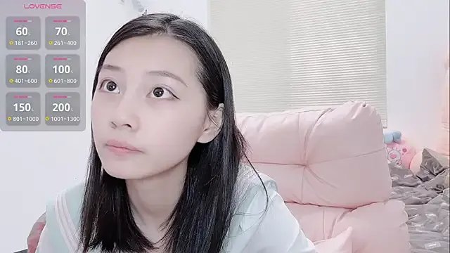 lris-Beauty from StripChat is Freechat