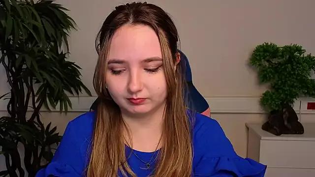 LucilleMcBride from StripChat is Freechat