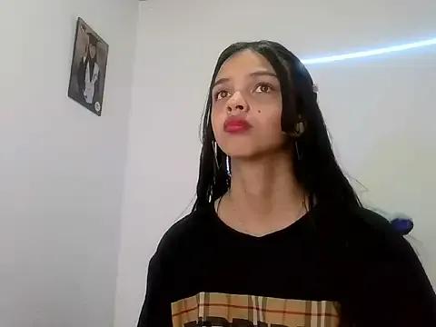 lucy_babyy from StripChat is Freechat