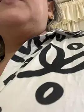 Lucy_Milf_474 from StripChat is Freechat
