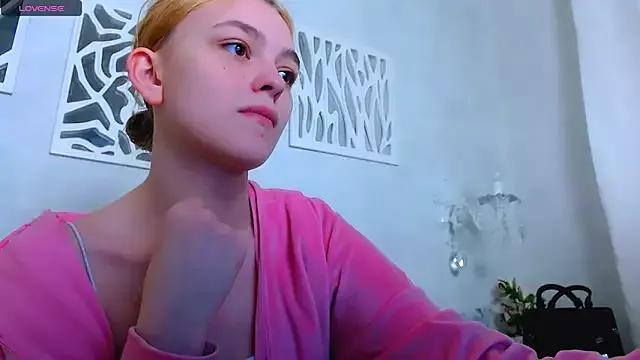 Try girls webcam shows. Sweet cute Free Performers.