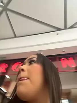 Luisa_Fernandaa from StripChat is Freechat
