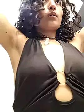 luna_love_xoxo from StripChat is Freechat