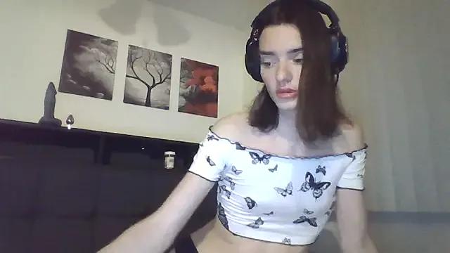 Try girls webcam shows. Sweet cute Free Performers.