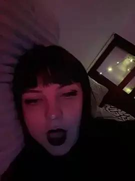 LunaaNoir from StripChat is Freechat