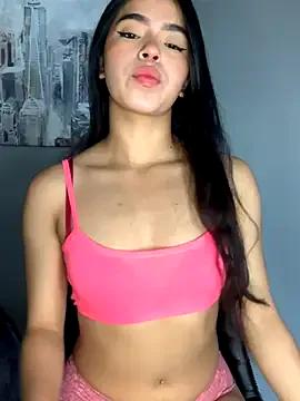 LunaMoore_Pink from StripChat is Freechat