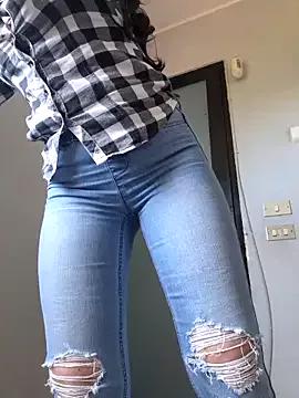 Luxxe25 from StripChat