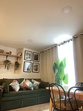 Freechat lyamthommpson on StripChat