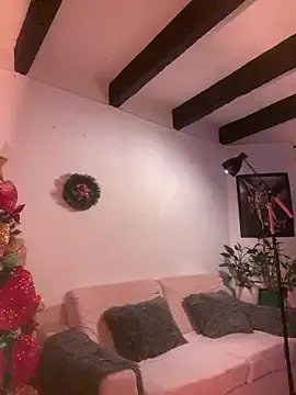 Freechat lyamthommpson on StripChat