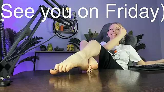 Try girls webcam shows. Sweet cute Free Performers.