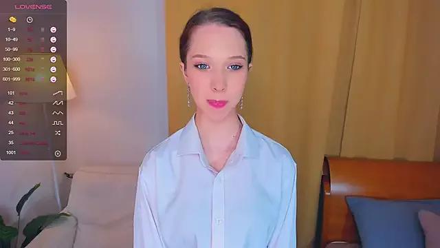 LynnBeames from StripChat