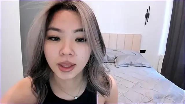 Maakimita from StripChat is Freechat