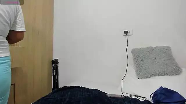 macarenaawills from StripChat is Freechat