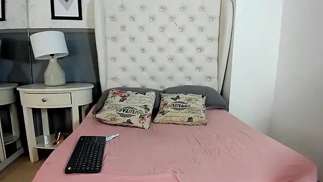 Try girls webcam shows. Sweet cute Free Performers.