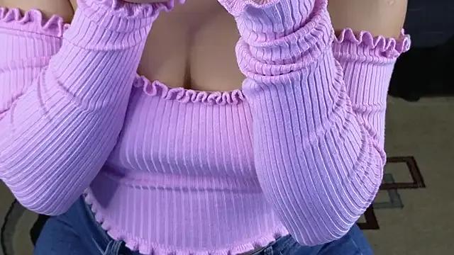 Try girls webcam shows. Sweet cute Free Performers.