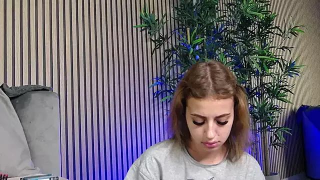 MaddieRay from StripChat