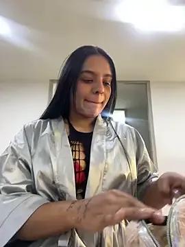 Maddy-Thompson from StripChat is Freechat