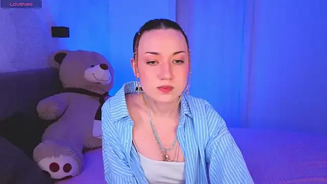 Maddy_Garcia from StripChat is Freechat