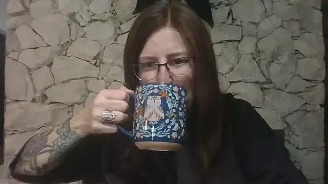 Madeline_Beau from StripChat is Freechat