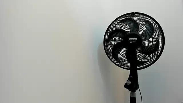 Madison_Monroe_ from StripChat is Freechat