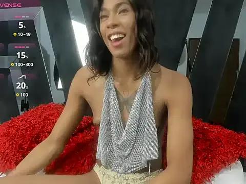 Madison_Vinnetra from StripChat is Freechat