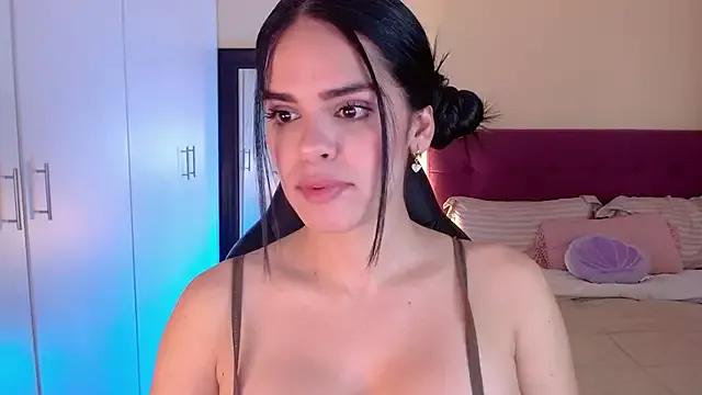 Try girls webcam shows. Sweet cute Free Performers.