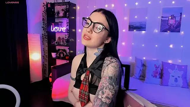 Try girls webcam shows. Sweet cute Free Performers.