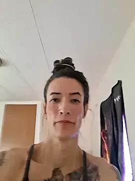 MaitressePomme3 from StripChat is Freechat