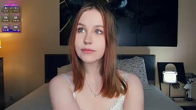 MaliaBourraine from StripChat is Freechat