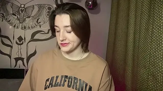 mally_luxxx from StripChat is Freechat