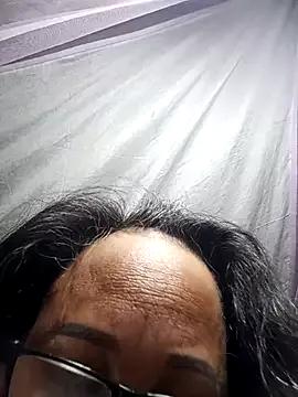 Mamapm20 from StripChat is Freechat