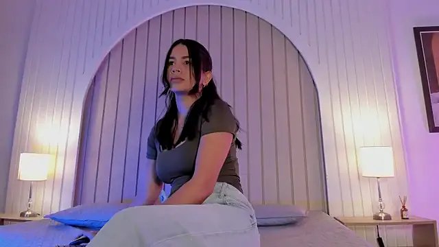 Try girls webcam shows. Sweet cute Free Performers.