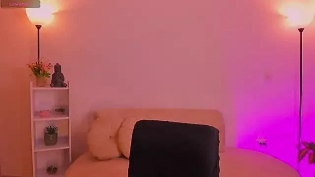 Try girls webcam shows. Sweet cute Free Performers.