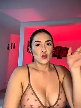 Mariana_gom from StripChat is Freechat