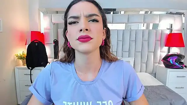 Freechat mariiahneedles on StripChat